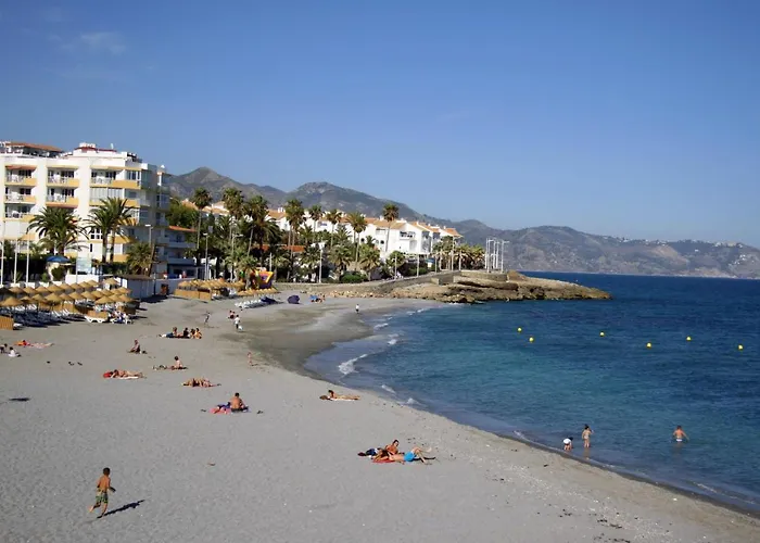 First Line Beach Apartment With Two Bedrooms And Sea View