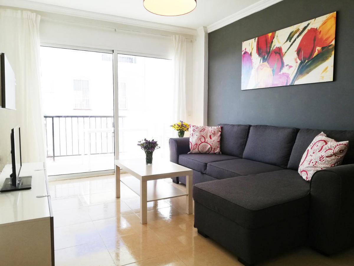 Appartement First Line With Two Bedrooms And Sea View